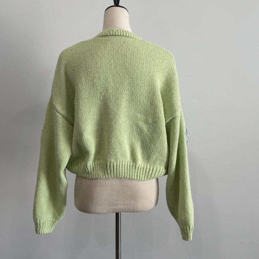 Cider Knit V-neck Button Flower Cardigan NWT, Size M - Picture 13 of 17